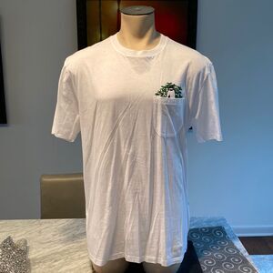 NWT Missing Extra Extra Large Short Sleeve T Shirt Chest Pocket Graphic Print